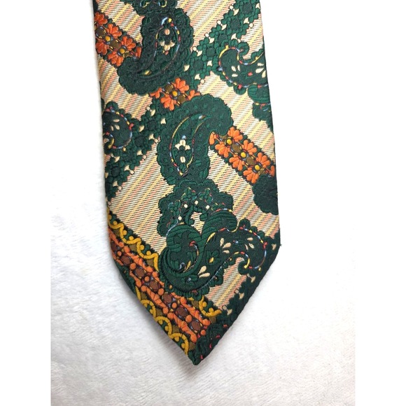 NEW! 1970s Mens Neckie VINTAGE Paisley Floral Green Orange Tapestry Oleg Cassini - Picture 3 of 12